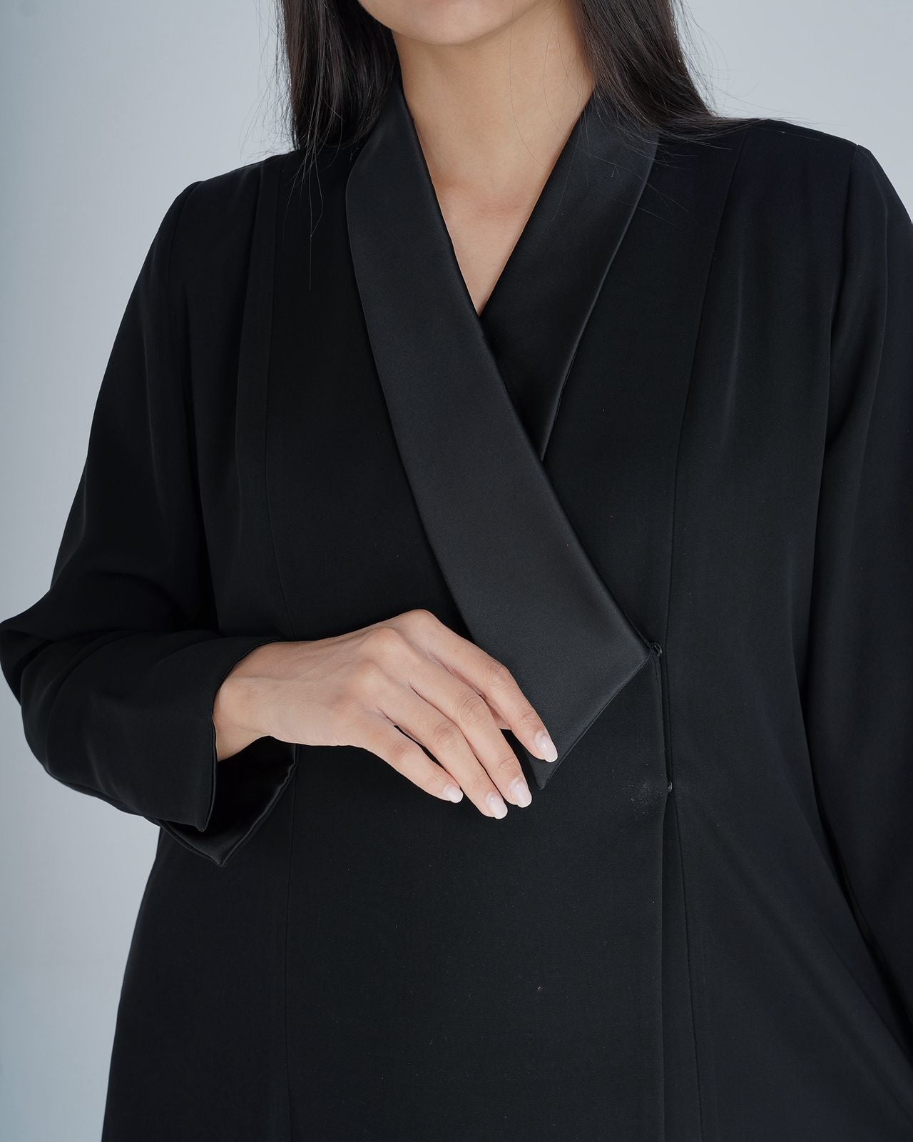 Luxury Modern Crepe Abaya Dar Al Mutahajiba