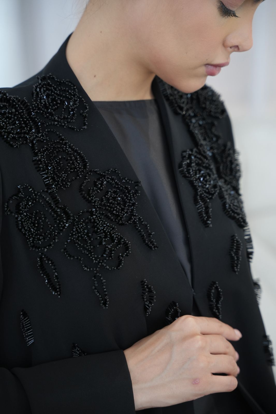 Black Klosh Abaya Dar Al Mutahajiba