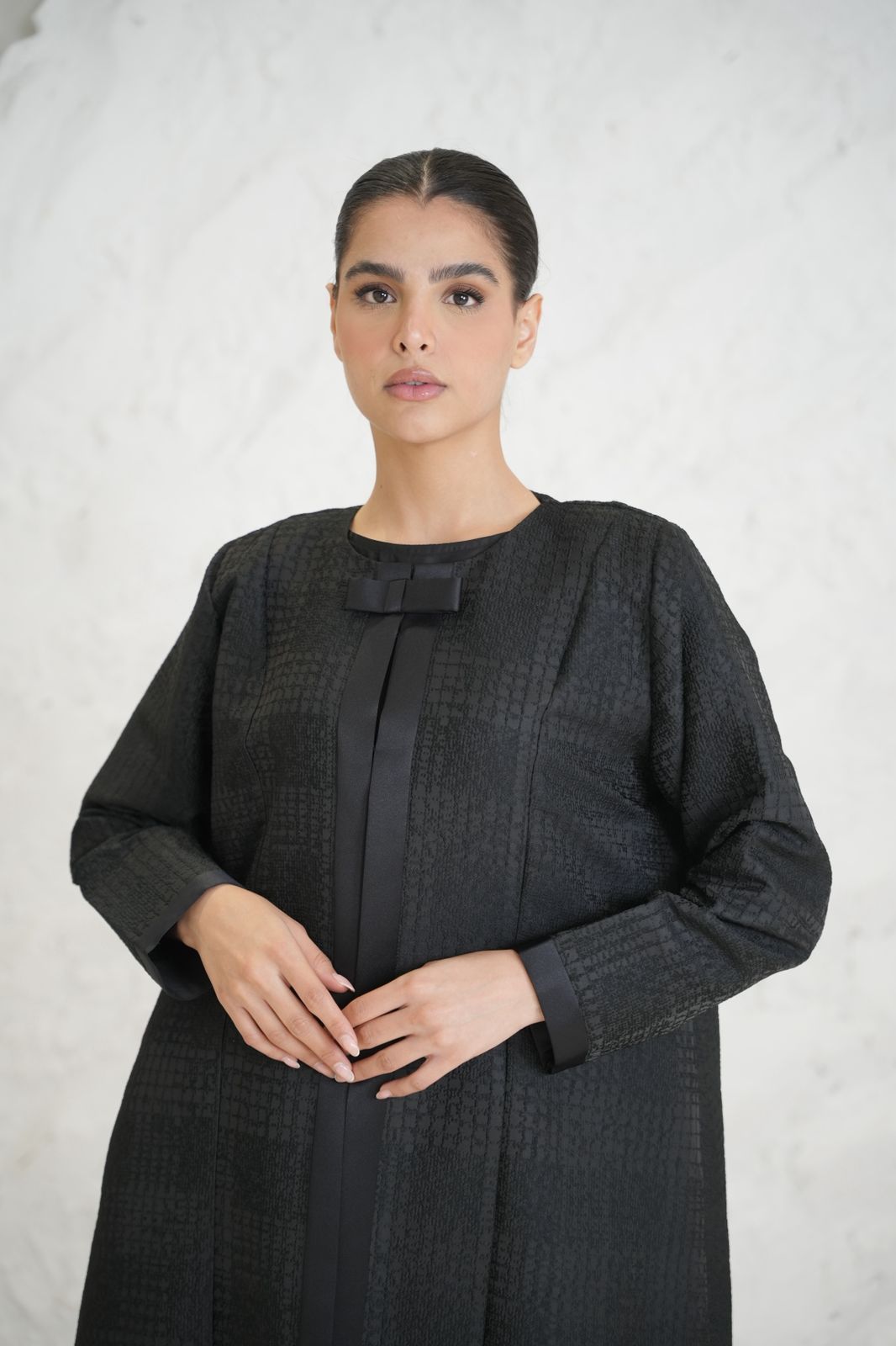 Modern Straight-Cut Black Abaya Dar Al Mutahajiba
